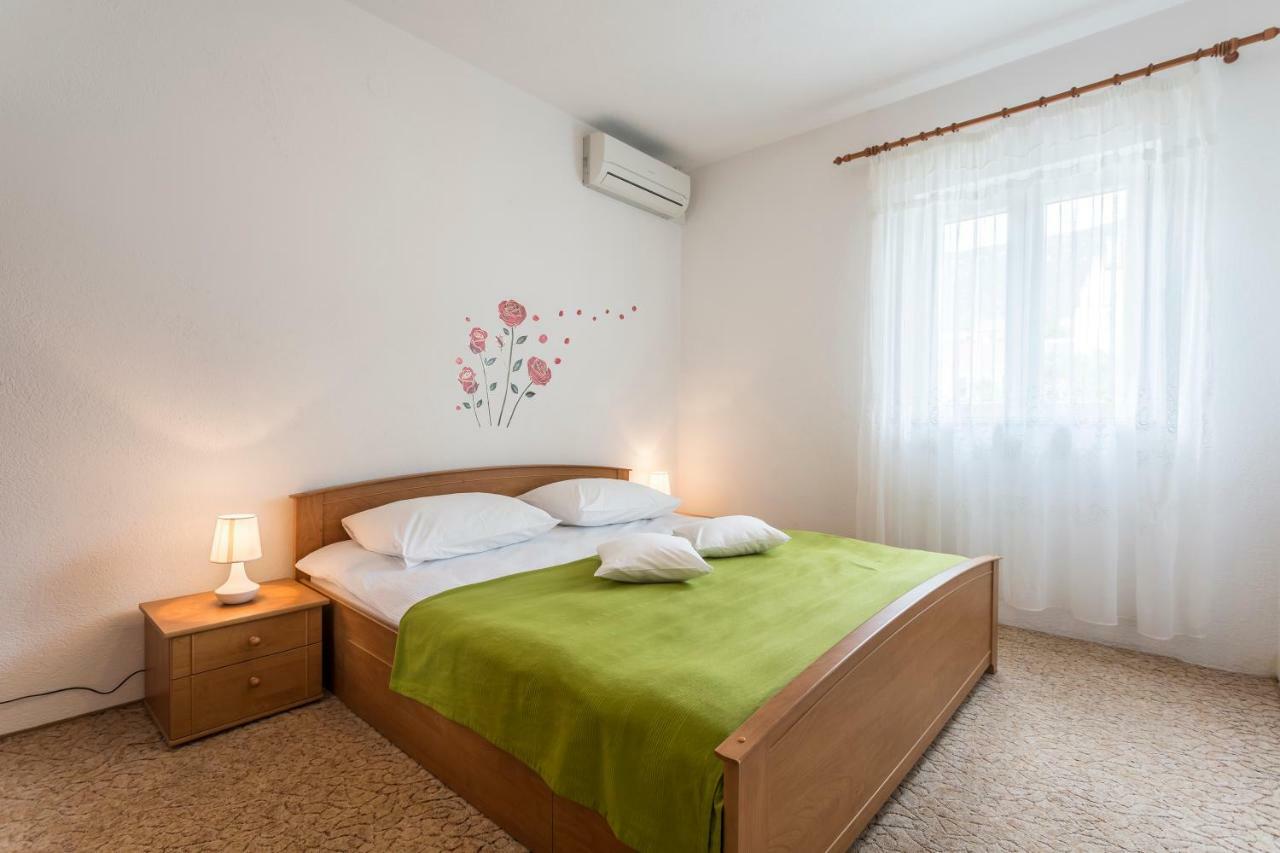 Apartmani Bezma Bol Extérieur photo