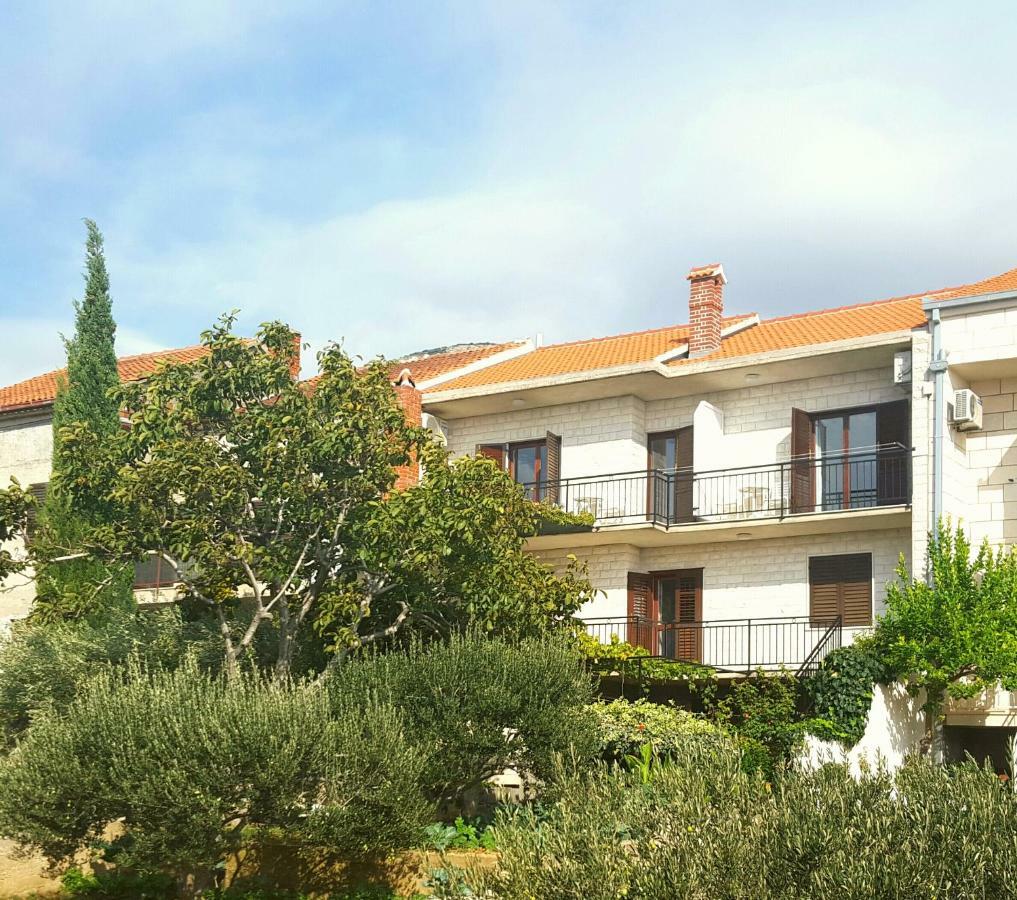 Apartmani Bezma Bol Extérieur photo