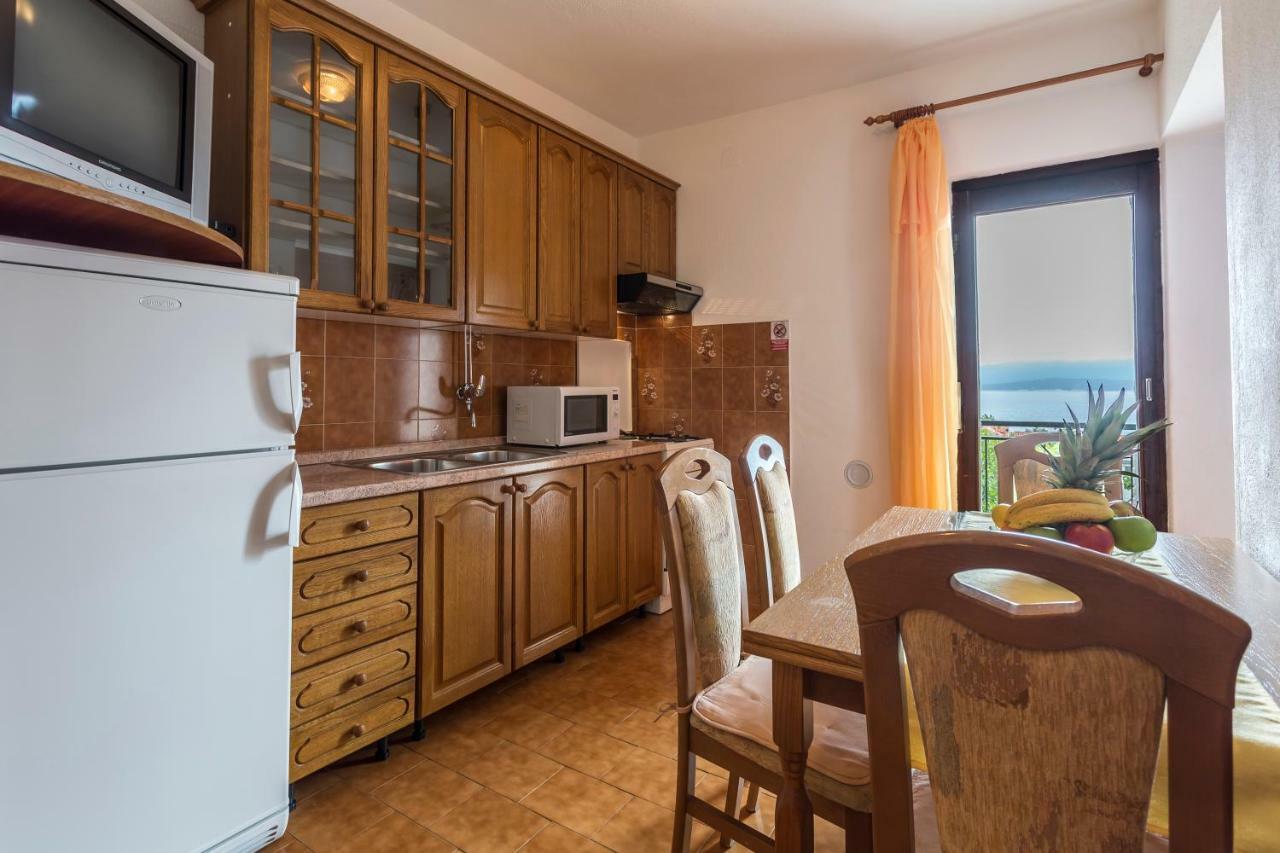 Apartmani Bezma Bol Extérieur photo