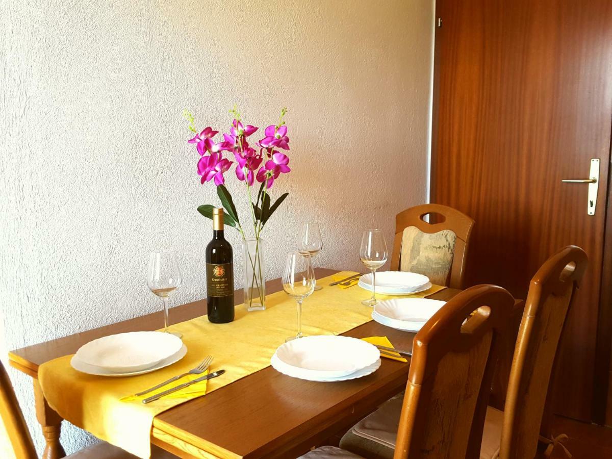 Apartmani Bezma Bol Extérieur photo