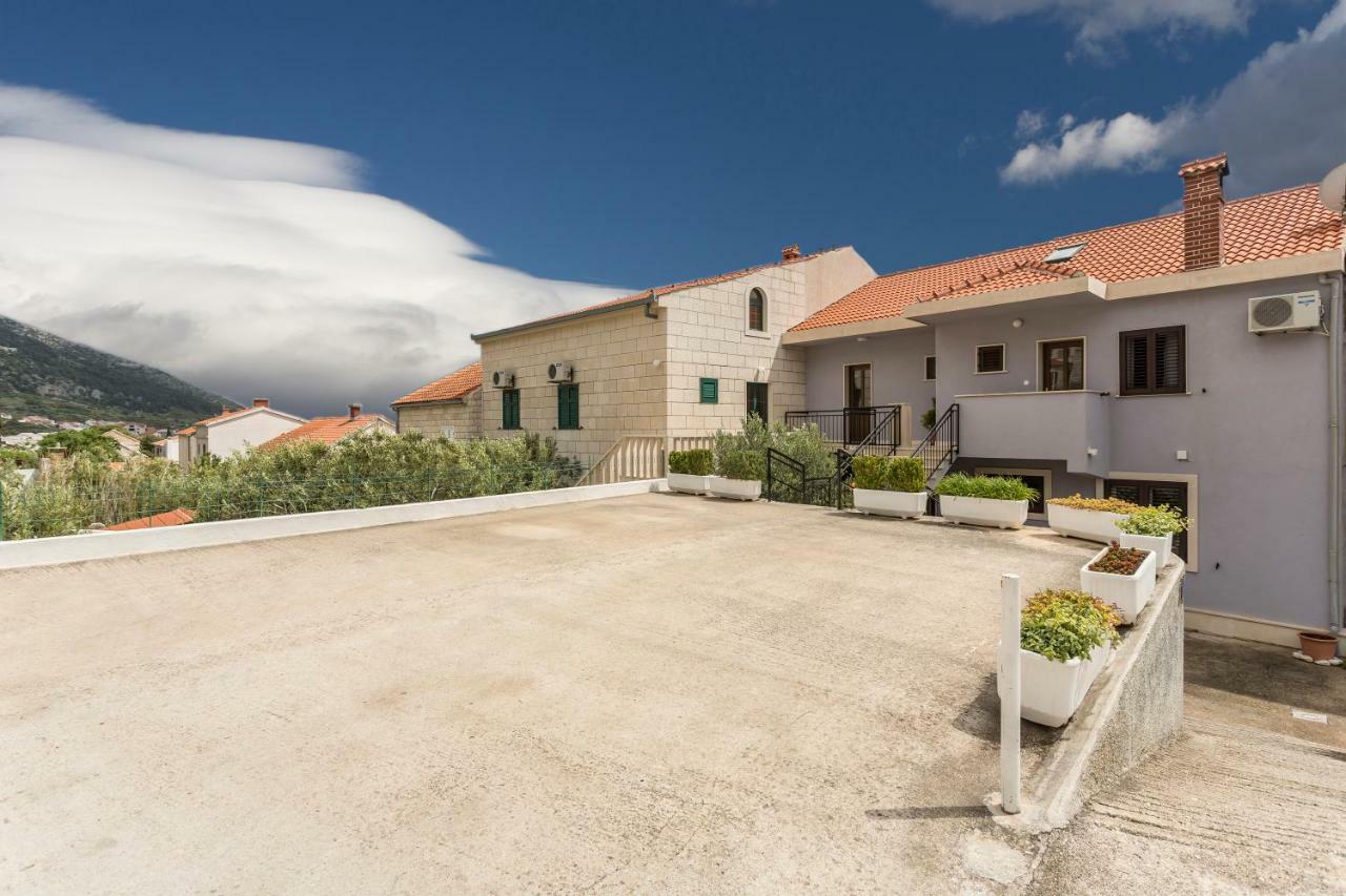 Apartmani Bezma Bol Extérieur photo