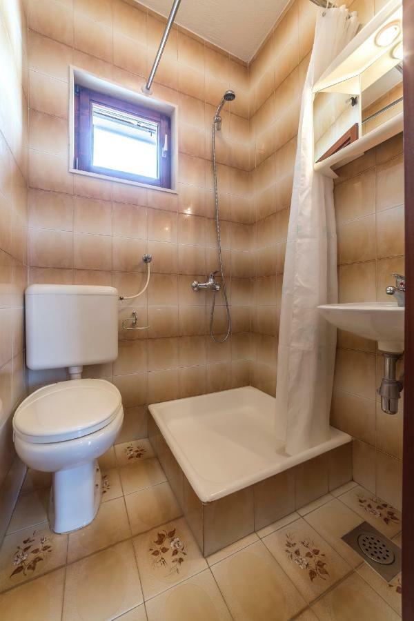 Apartmani Bezma Bol Extérieur photo